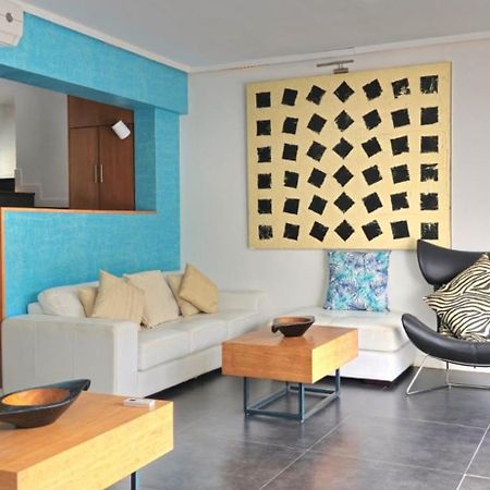 Villa Horizon By Dream Escapes, Beachfront Villa Pointe aux Canonniers Luaran gambar