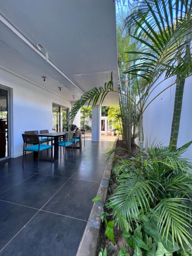 Villa Horizon By Dream Escapes, Beachfront Villa Pointe aux Canonniers Luaran gambar